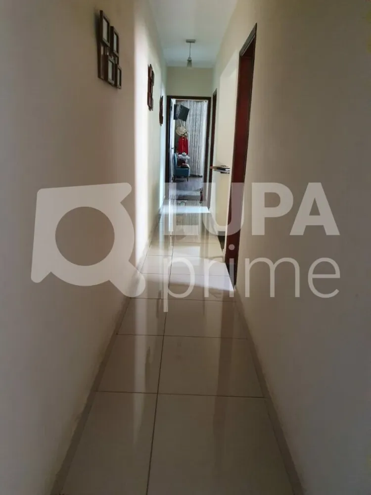 Casa, 3 quartos, 189 m² - Foto 1