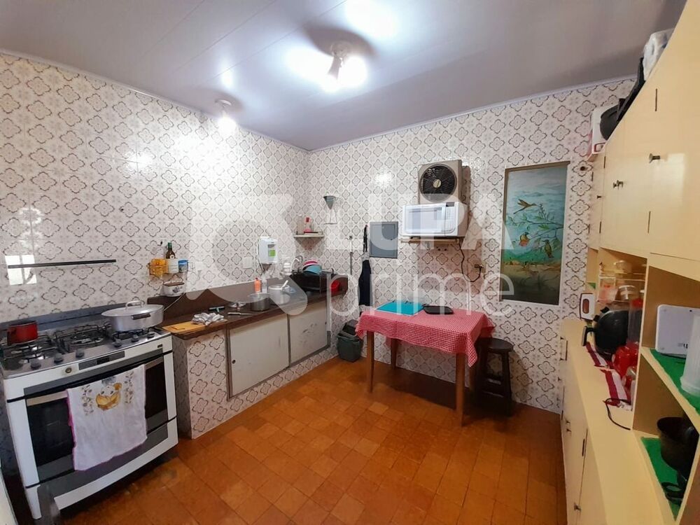 Casa, 4 quartos, 250 m² - Foto 4