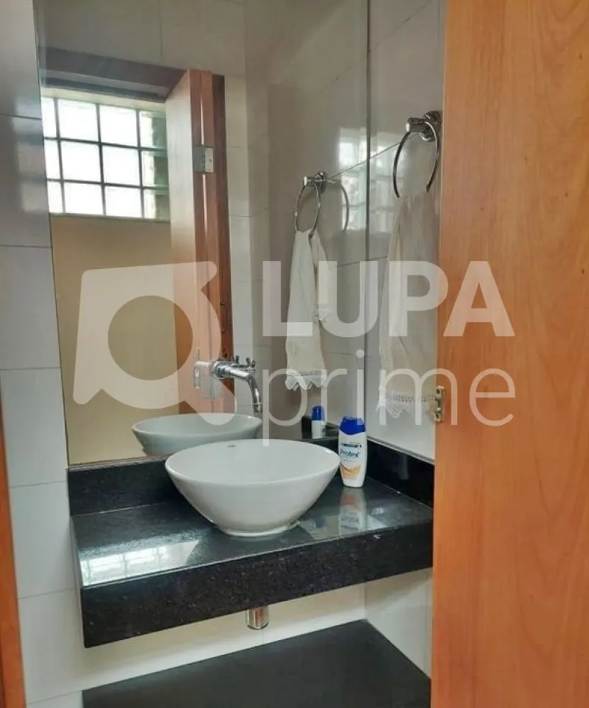 Casa, 3 quartos, 167 m² - Foto 1