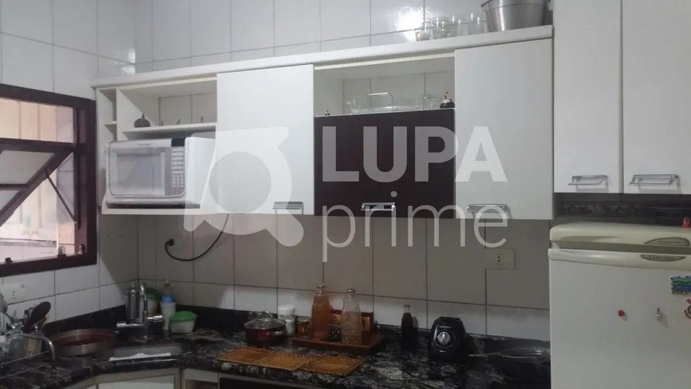 Casa, 3 quartos, 240 m² - Foto 9