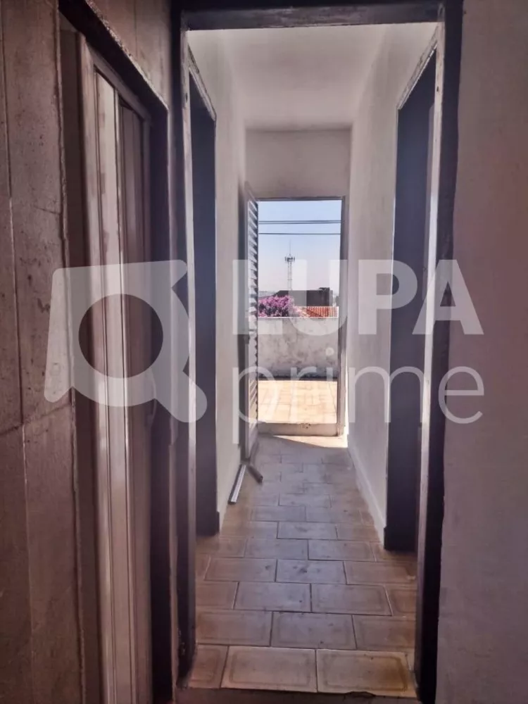 Casa à venda com 4 quartos, 241m² - Foto 4