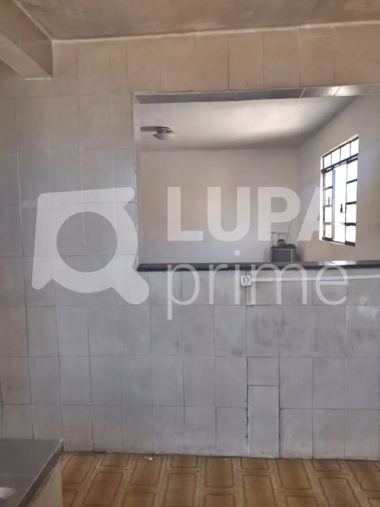 Casa à venda com 4 quartos, 241m² - Foto 10