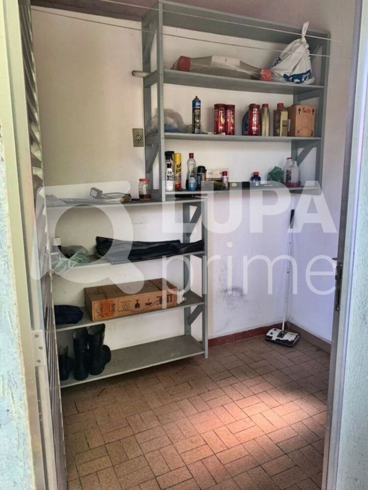 Casa à venda com 2 quartos, 227m² - Foto 11