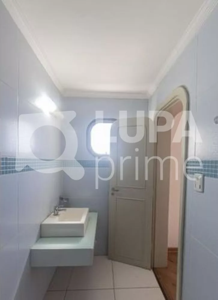 Apartamento à venda com 4 quartos, 166m² - Foto 12