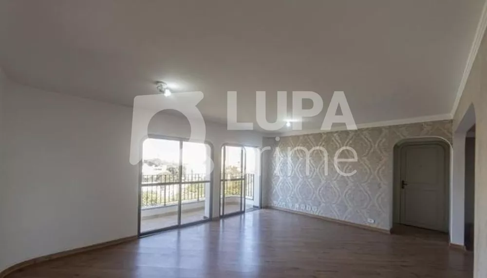 Apartamento à venda com 4 quartos, 166m² - Foto 2