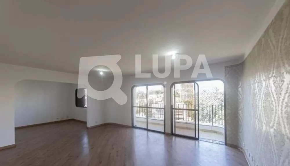 Apartamento à venda com 4 quartos, 166m² - Foto 1