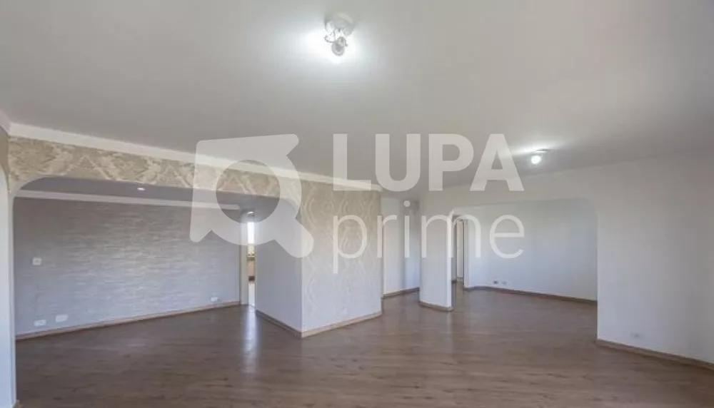 Apartamento à venda com 4 quartos, 166m² - Foto 3