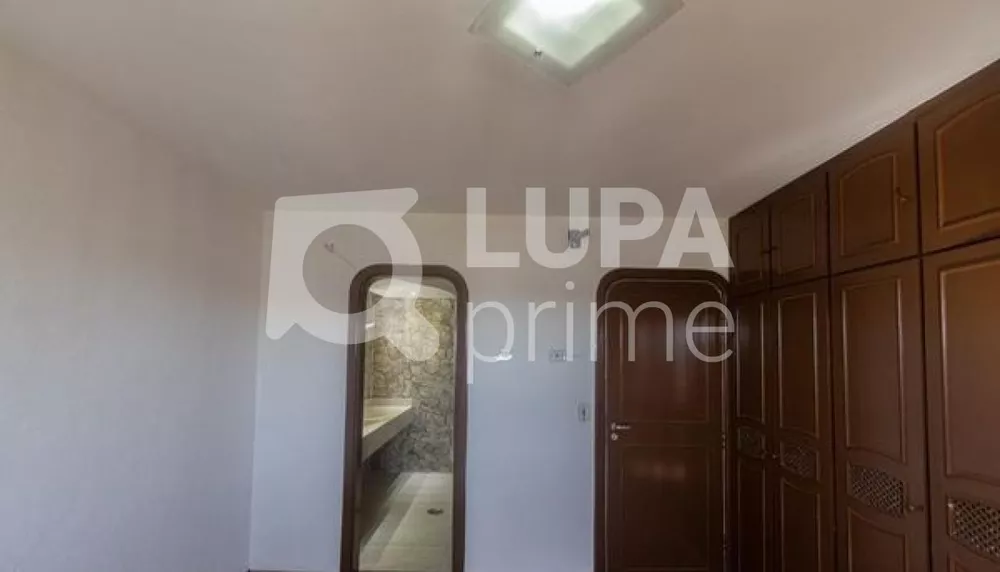 Apartamento à venda com 4 quartos, 166m² - Foto 5