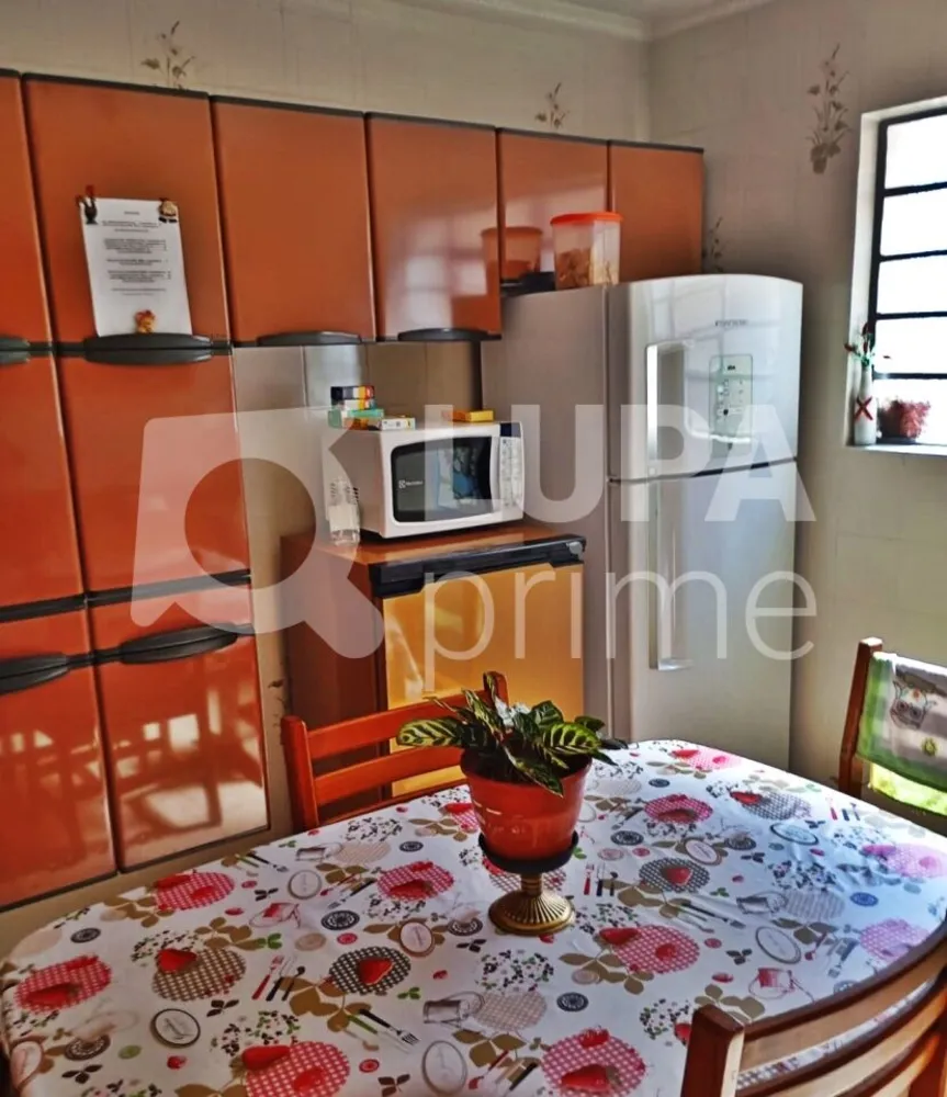 Casa, 2 quartos, 177 m² - Foto 1