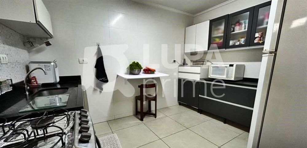 Apartamento à venda com 2 quartos, 72m² - Foto 12