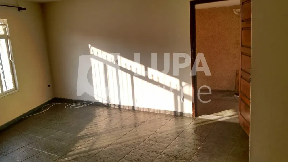 Casa, 3 quartos, 140 m² - Foto 1
