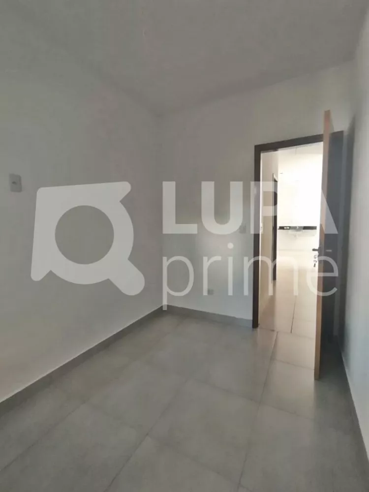 Apartamento à venda com 2 quartos, 56m² - Foto 4