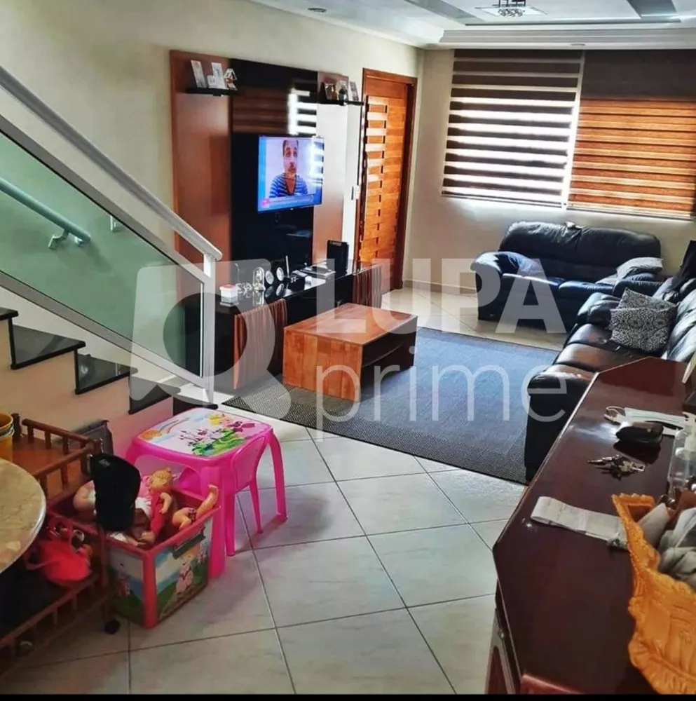 Casa à venda com 3 quartos, 140m² - Foto 1