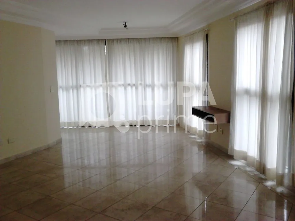 Apartamento, 3 quartos, 145 m² - Foto 1