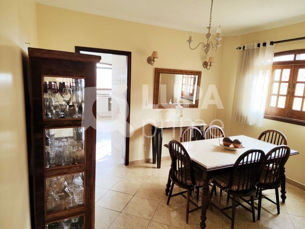 Casa, 3 quartos, 340 m² - Foto 3