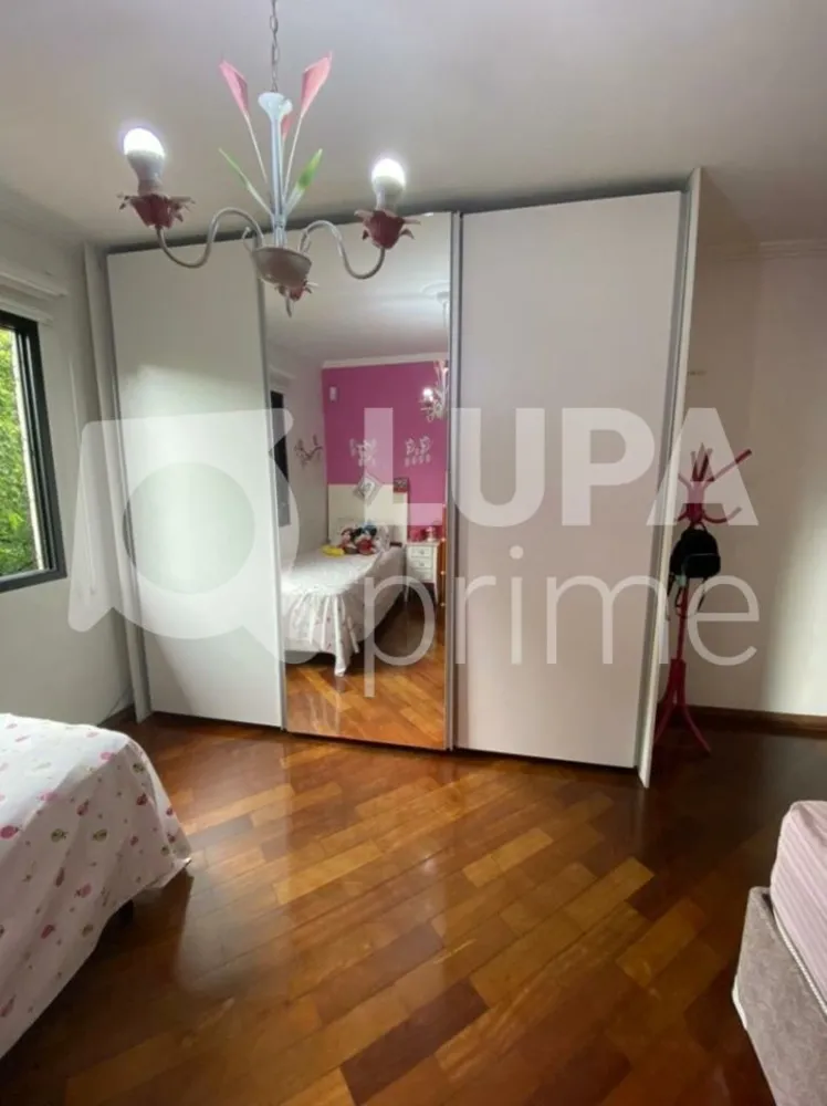 Casa, 3 quartos, 245 m² - Foto 11