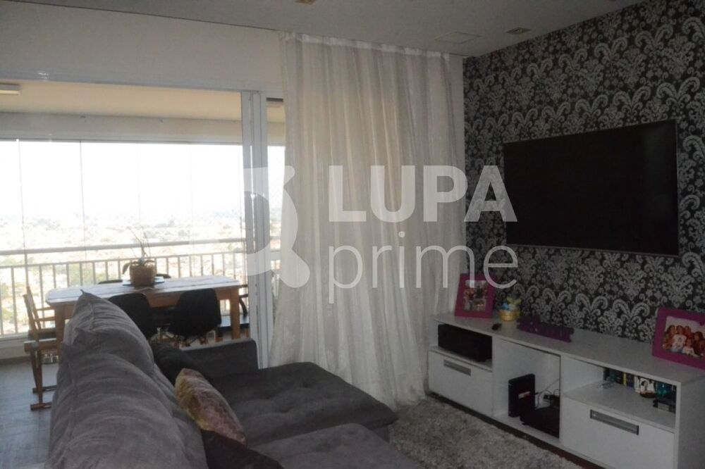 Apartamento à venda com 3 quartos, 110m² - Foto 2