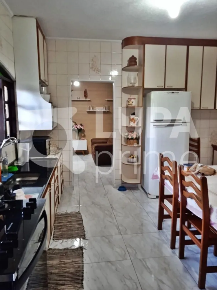 Casa, 6 quartos, 308 m² - Foto 8