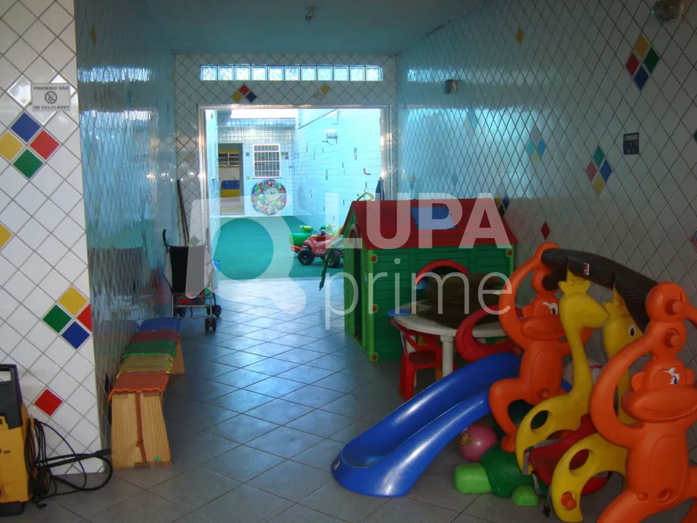 Casa, 1 quarto, 240 m² - Foto 6