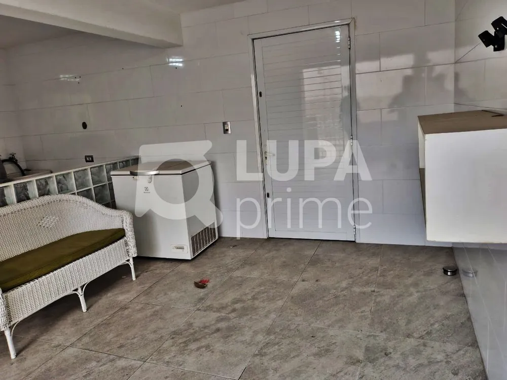 Casa, 4 quartos, 306 m² - Foto 2