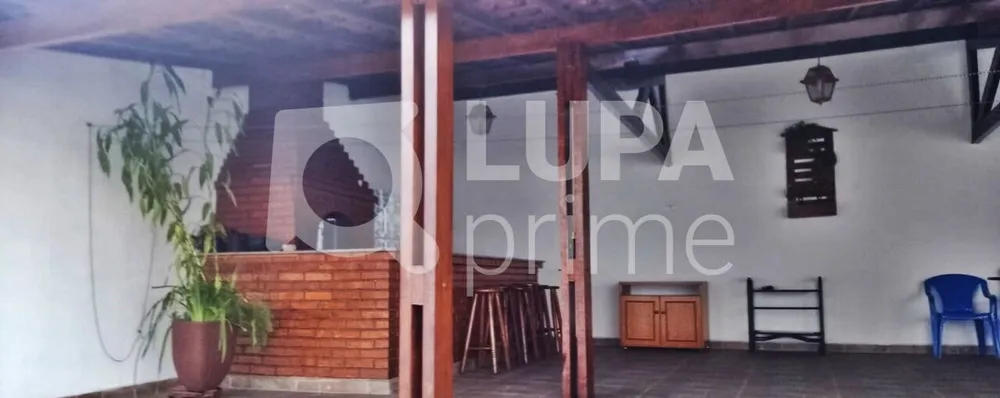 Casa, 4 quartos, 196 m² - Foto 2