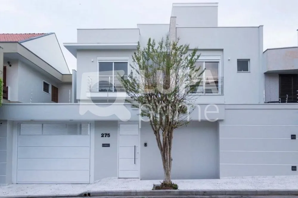 Casa, 3 quartos, 700 m² - Foto 1