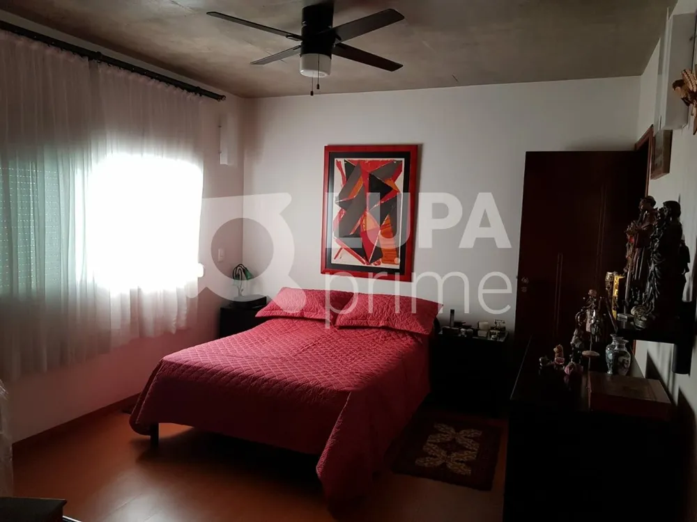Casa, 3 quartos, 248 m² - Foto 11