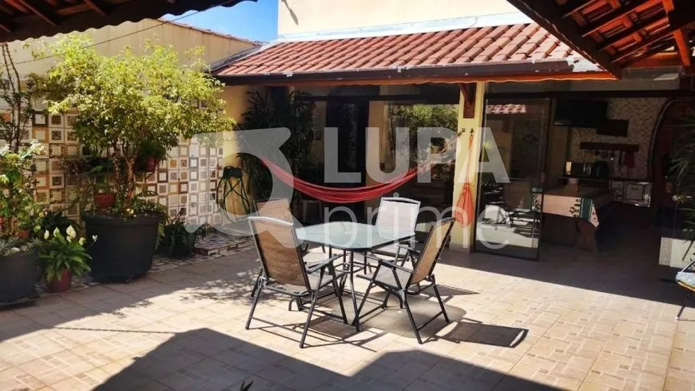 Casa, 3 quartos, 200 m² - Foto 22