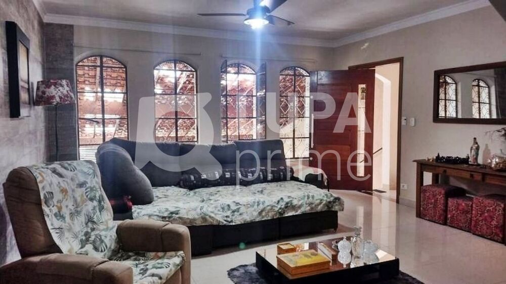 Casa, 3 quartos, 200 m² - Foto 6