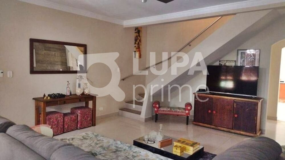 Casa, 3 quartos, 200 m² - Foto 10