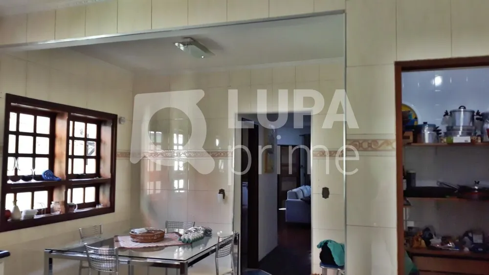 Casa, 3 quartos, 171 m² - Foto 1