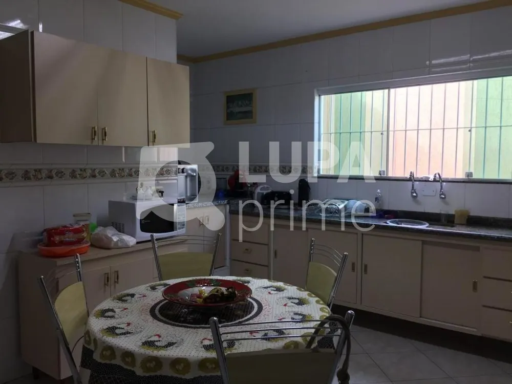 Casa, 3 quartos, 215 m² - Foto 5
