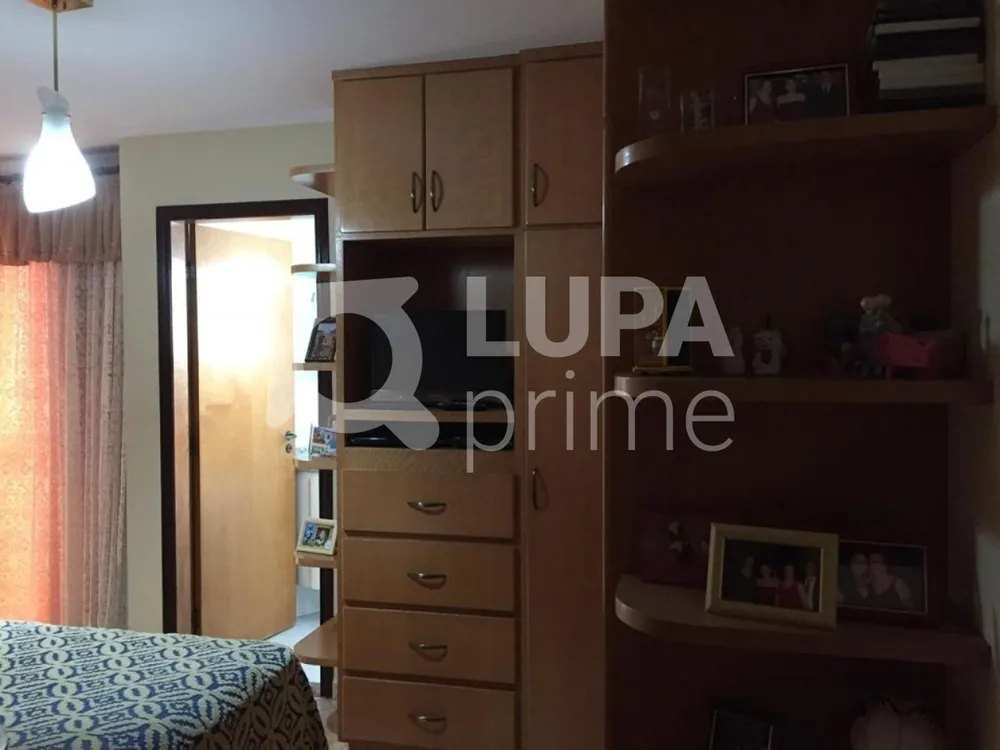 Casa, 3 quartos, 215 m² - Foto 1