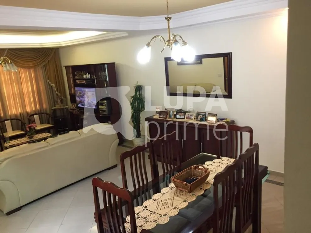 Casa, 3 quartos, 215 m² - Foto 10