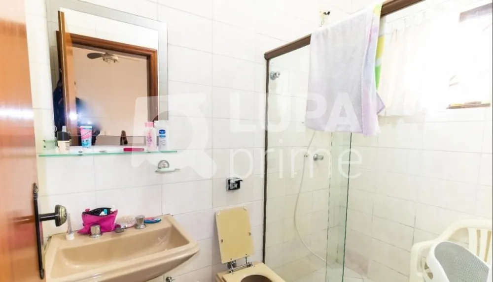 Casa, 3 quartos, 250 m² - Foto 2