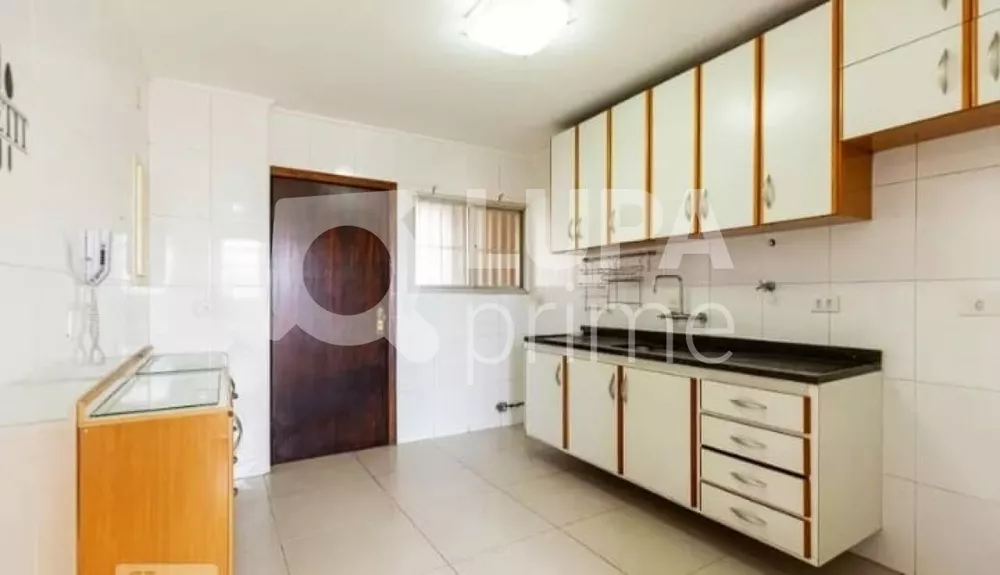 Apartamento à venda com 3 quartos, 108m² - Foto 4