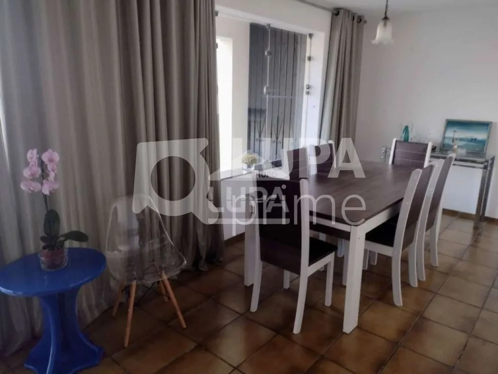 Casa, 4 quartos, 380 m² - Foto 9