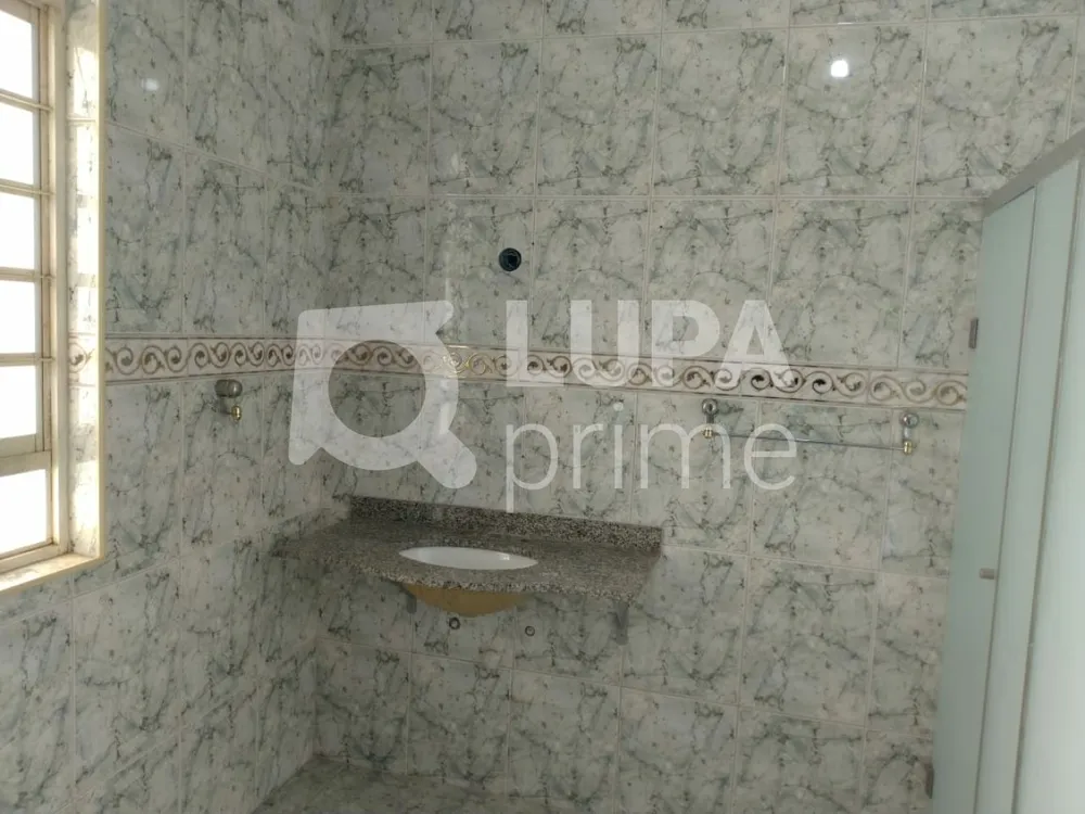 Casa, 3 quartos, 245 m² - Foto 3