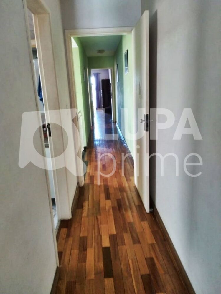 Casa, 3 quartos, 230 m² - Foto 2
