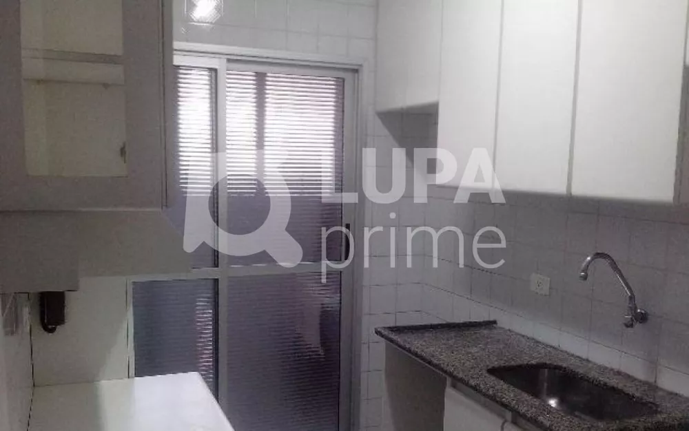 Apartamento à venda com 3 quartos, 70m² - Foto 4