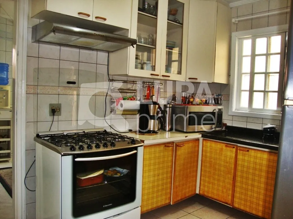 Casa, 3 quartos, 240 m² - Foto 9