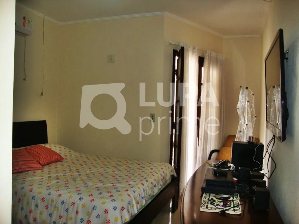 Casa, 3 quartos, 240 m² - Foto 5