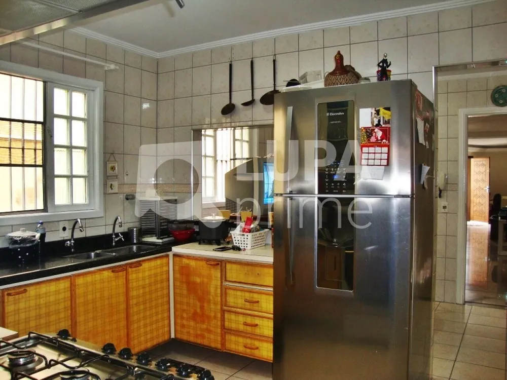Casa, 3 quartos, 240 m² - Foto 10