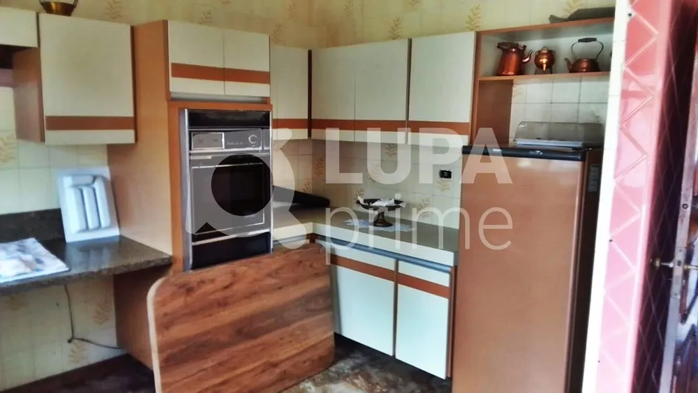 Casa, 4 quartos, 180 m² - Foto 1