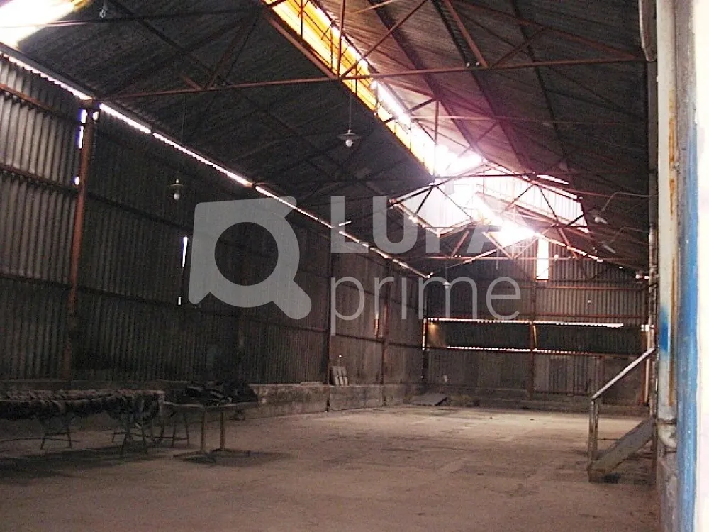 Depósito-Galpão, 2600 m² - Foto 2