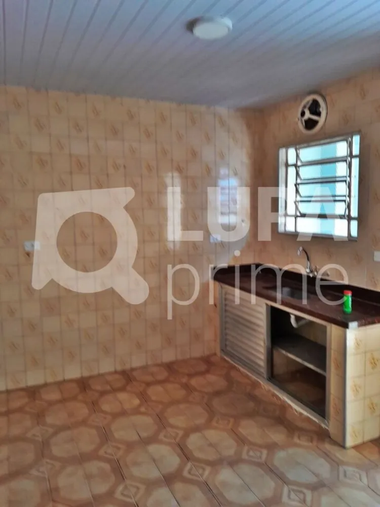 Casa, 3 quartos, 215 m² - Foto 3