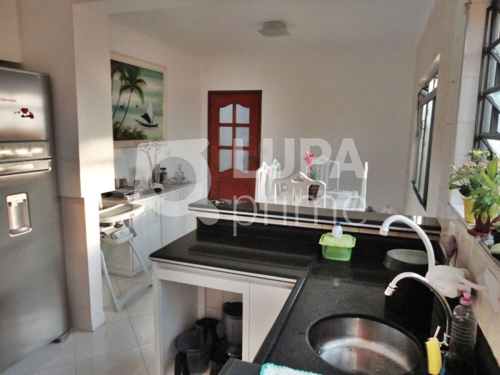 Casa, 3 quartos, 216 m² - Foto 6