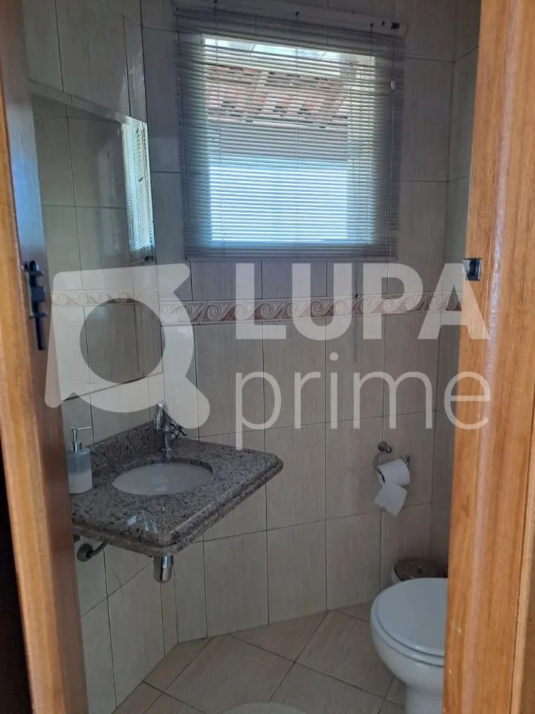 Casa, 3 quartos, 210 m² - Foto 3