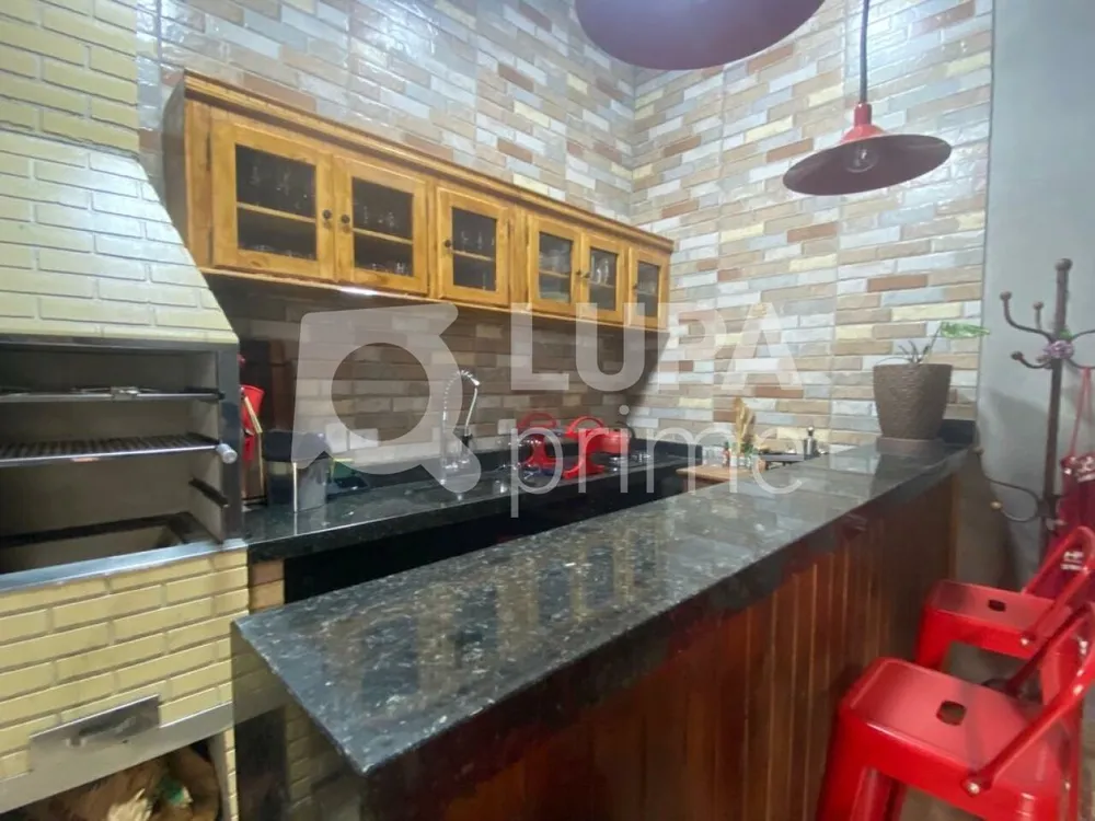 Casa, 3 quartos, 205 m² - Foto 8