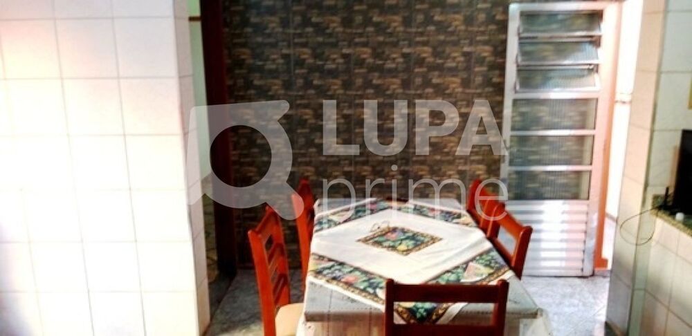 Casa, 3 quartos, 180 m² - Foto 1